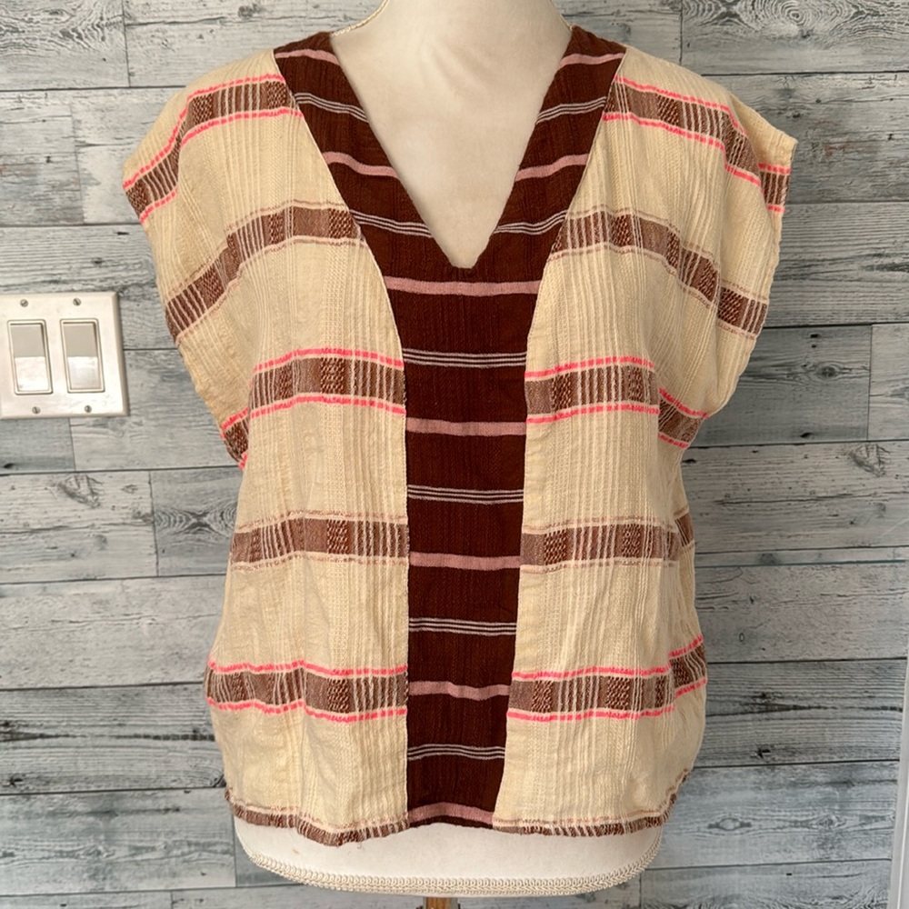 BARNEY’S NEW YORK SHORT SLEEVE TOP
